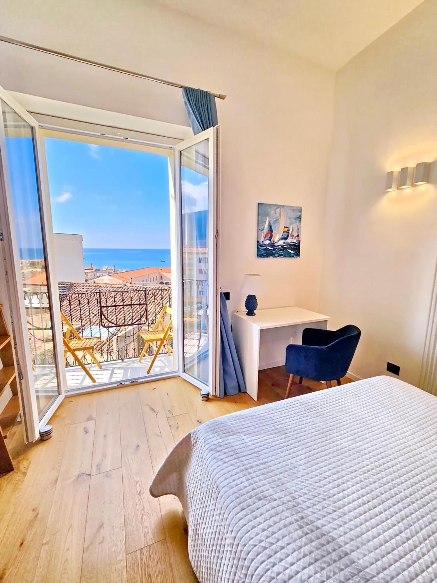 Amuni - Exclusive Suite In Centro A Cefalu Vista Mare Exterior foto